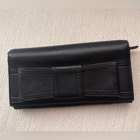 Kate Spade Wallet - Picture 1 of 4